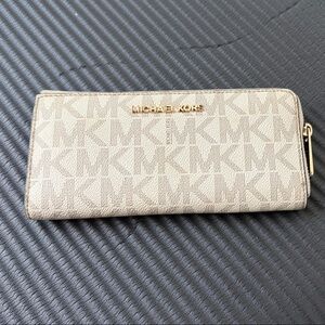 Michael Kors Light Tan Wallet with Gold Logo